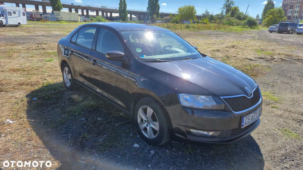 Skoda RAPID 1.0 TSI Active - 2