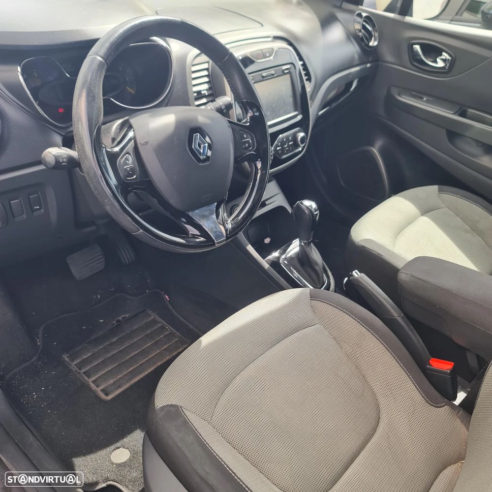 Renault Captur 1.5 dCi Exclusive EDC - 6