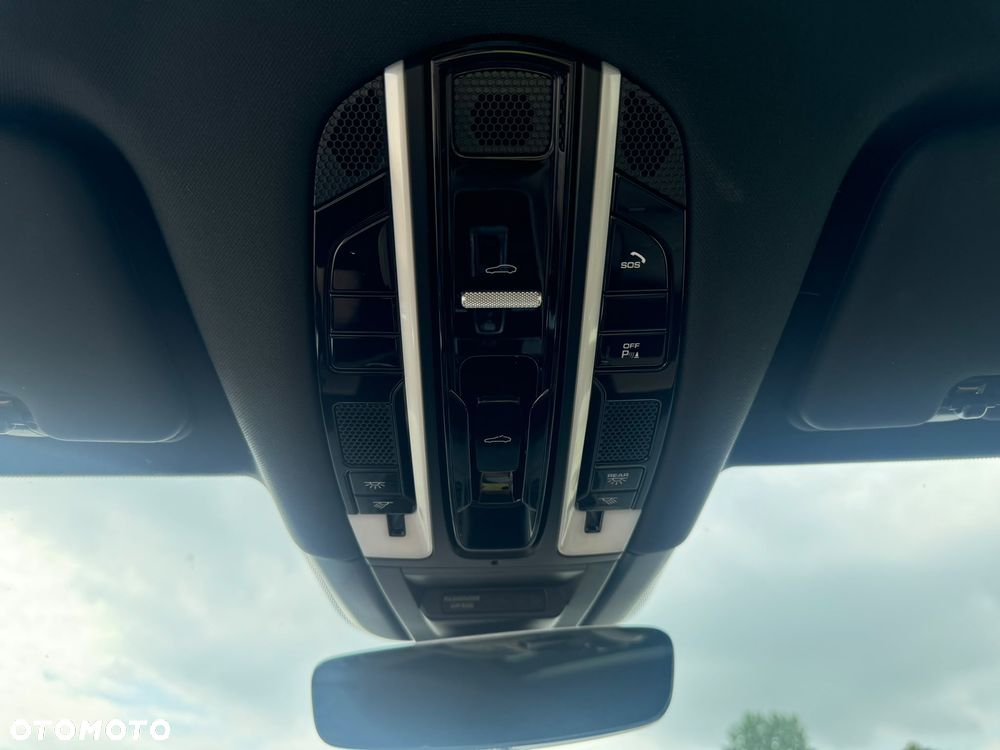 Porsche Cayenne E-Hybrid - 28