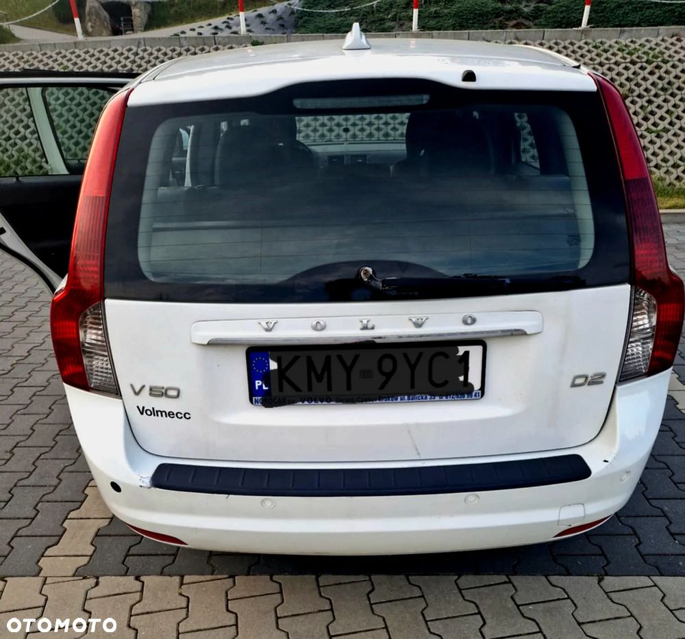 Volvo V50 D2 - 9