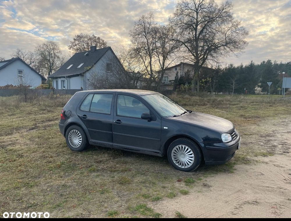 Volkswagen Golf 1.9 SDI Comfortline - 4