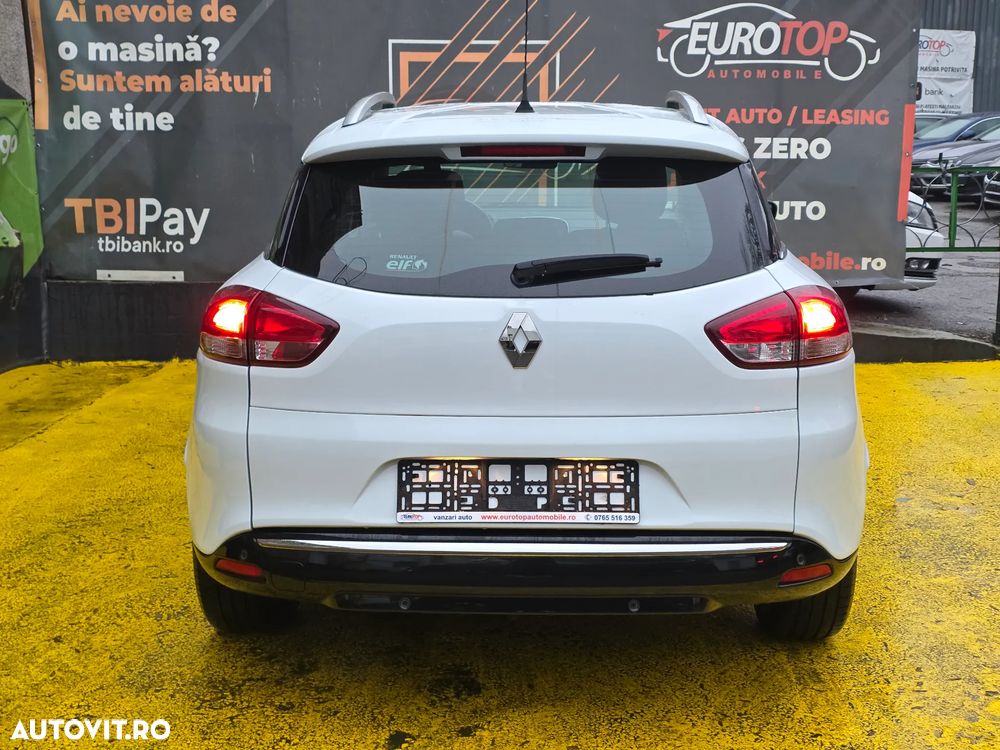Renault Clio - 17