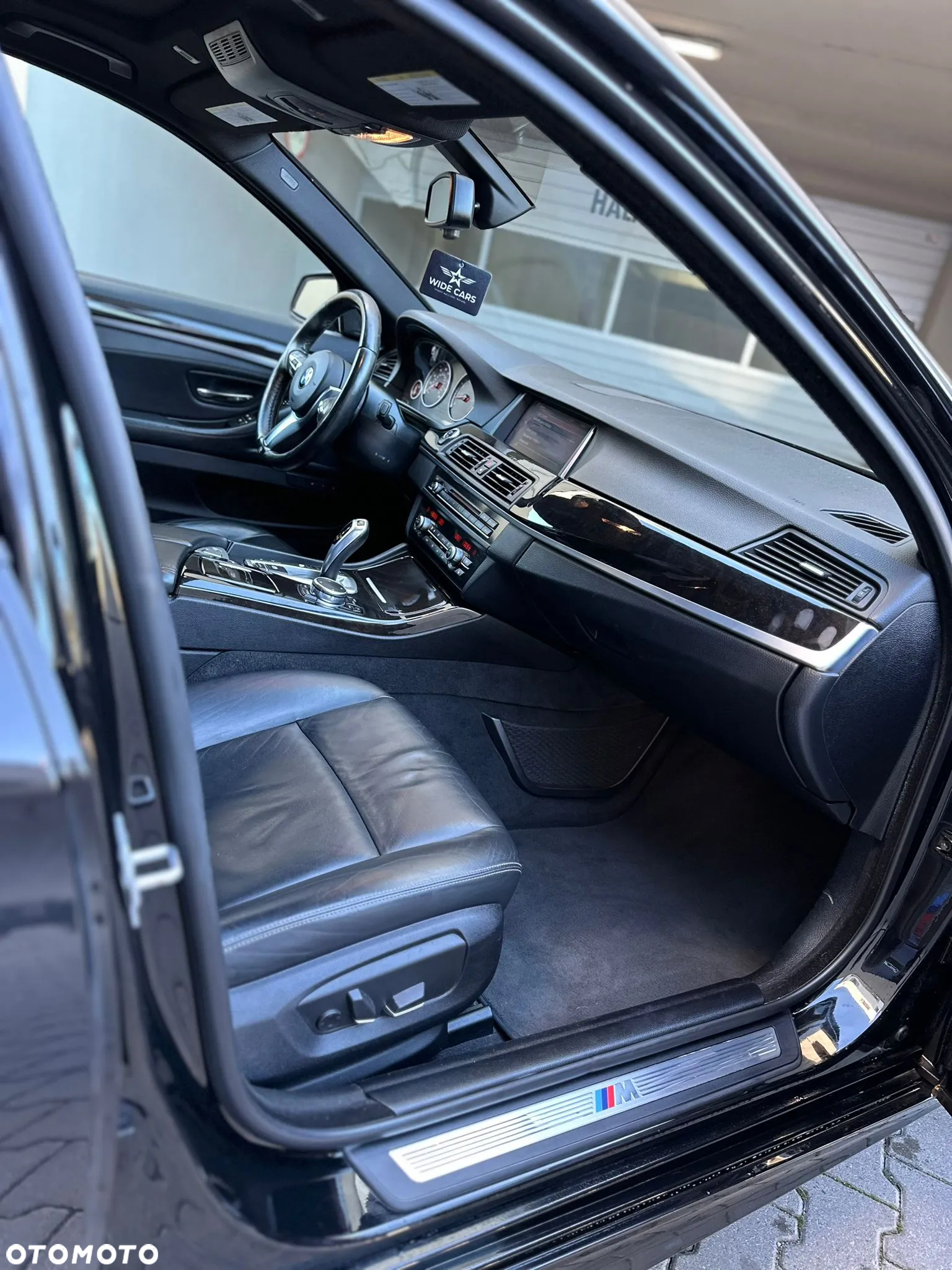 BMW Seria 5 535i xDrive Luxury Line - 14