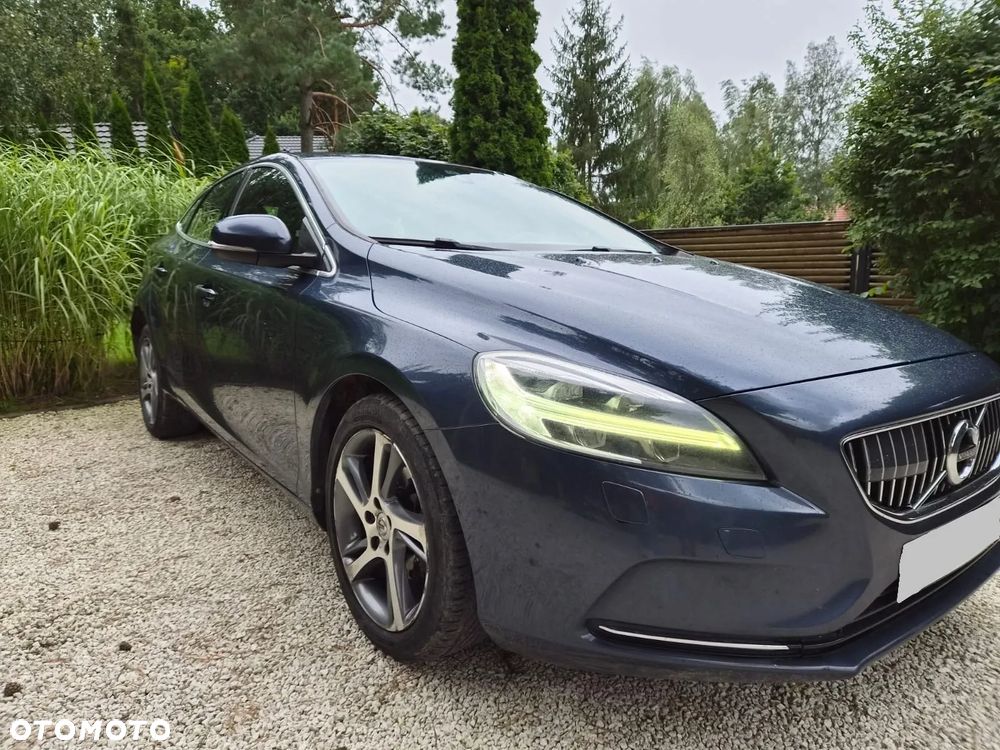 Volvo V40 D2 Drive-E Inscription - 1