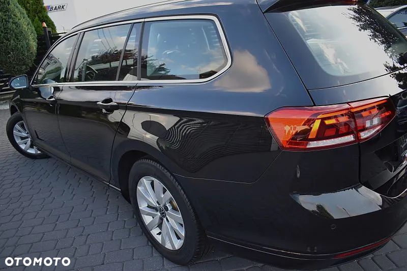 Volkswagen Passat Variant 1.5 TSI OPF DSG Highline - 30