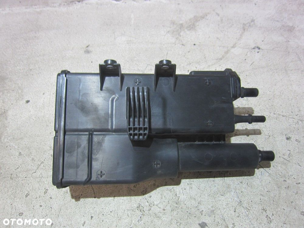 BMW X1 F48 F39 F46 F60 FILTR Z WĘGLEM AKTYWNYM WĘGLOWY 7390448 16117390448 - 2