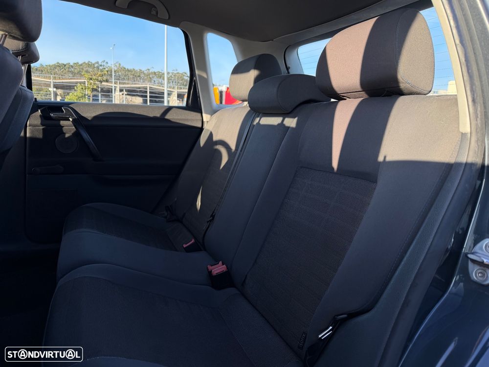 VW Polo 1.2 Live - 8