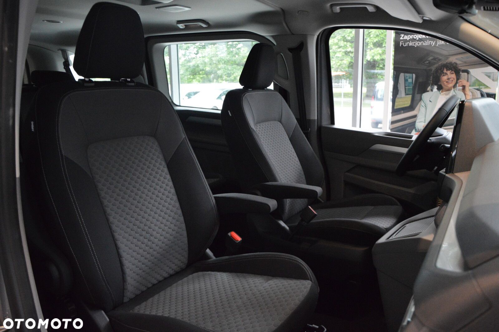 Volkswagen Caravelle Life - 24