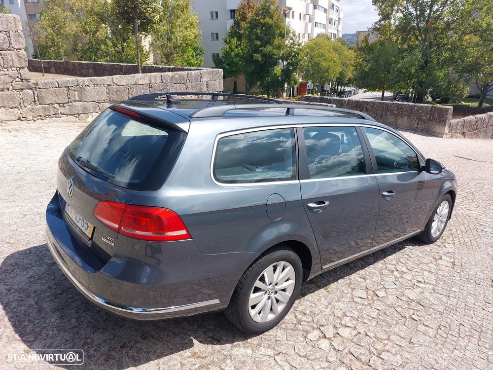 VW Passat 1.6 TDI BlueMotion - 8
