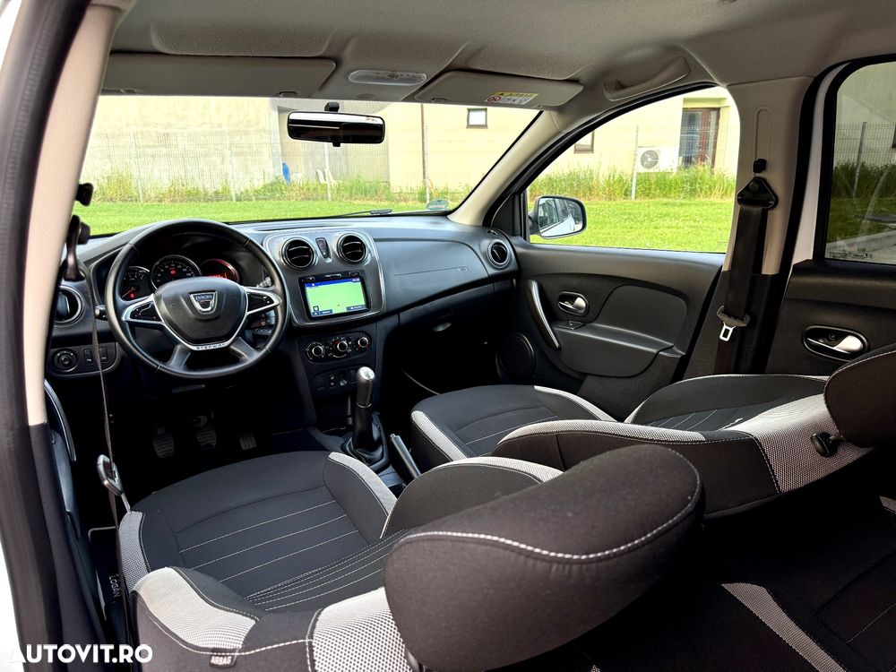 Dacia Logan Stepway 0.9 TCe - 30