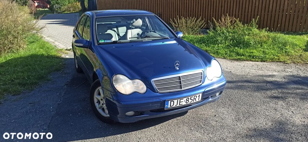 Mercedes-Benz C-Class 2001 photo 4