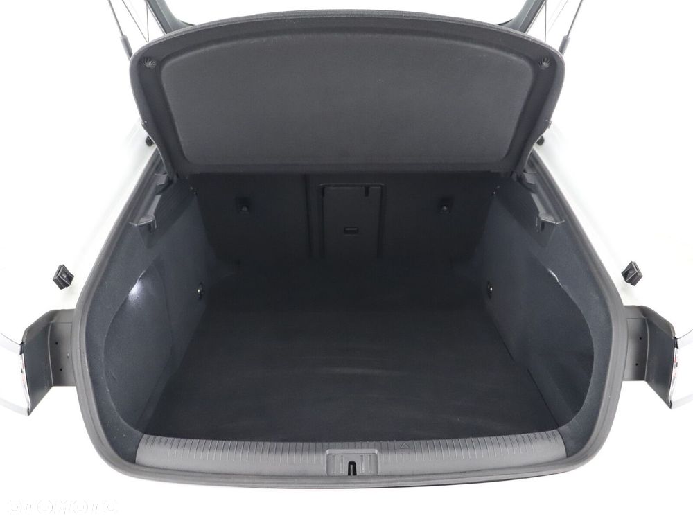 Volkswagen Arteon - 21