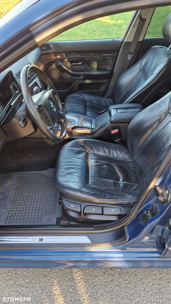 BMW Seria 5 - 17