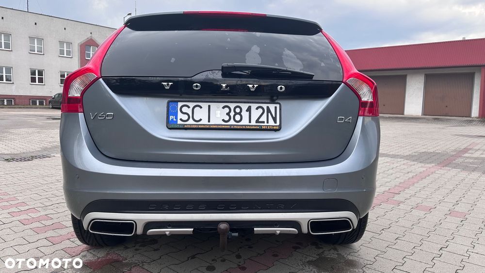Volvo V60 Cross Country - 5