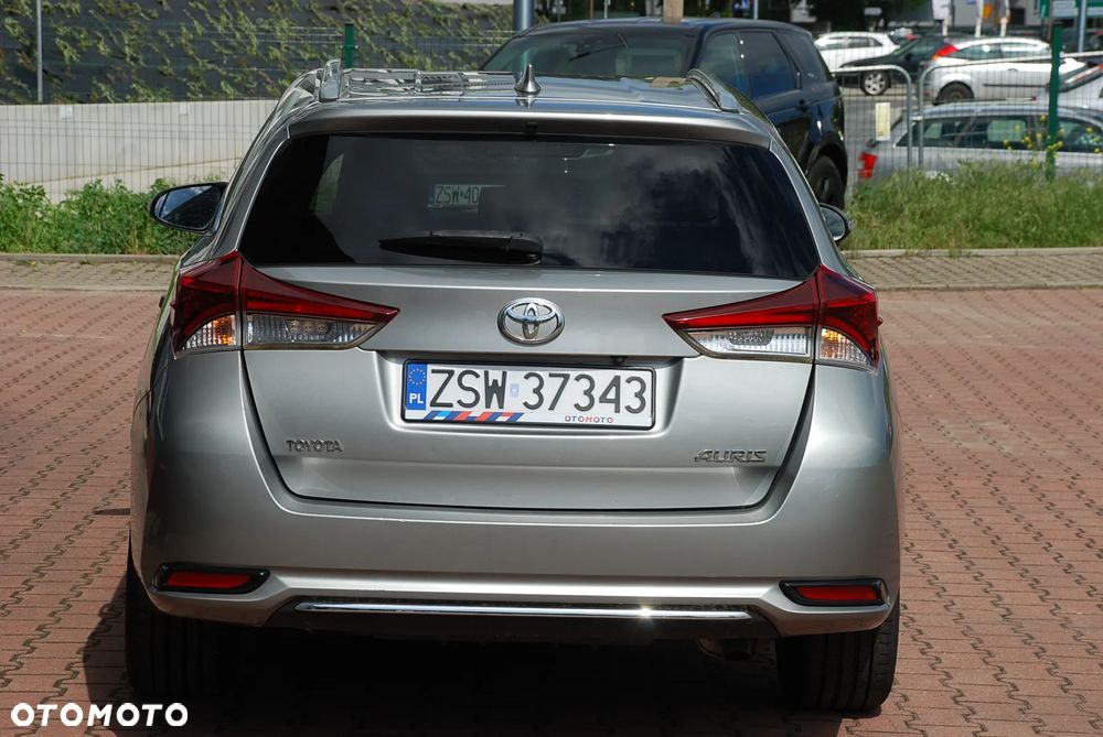 Toyota Auris 1.6 D-4D Edition-S - 18