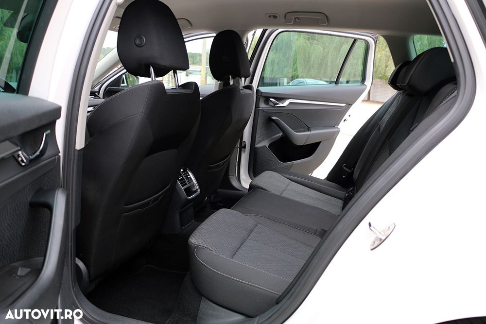 Skoda Octavia 2.0 TDI DSG Premium Edition - 8