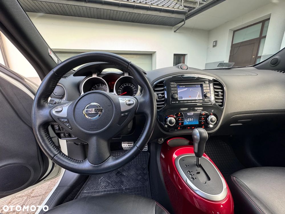 Nissan Juke 1.6 T Tekna 4x4 - 9