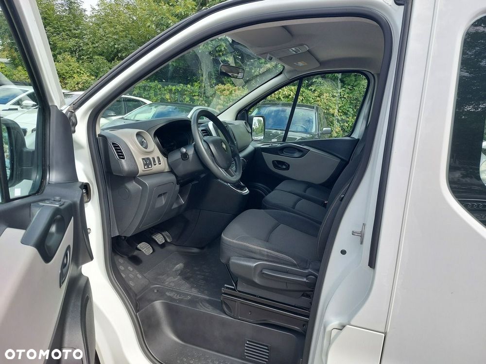 Renault Trafic - 10