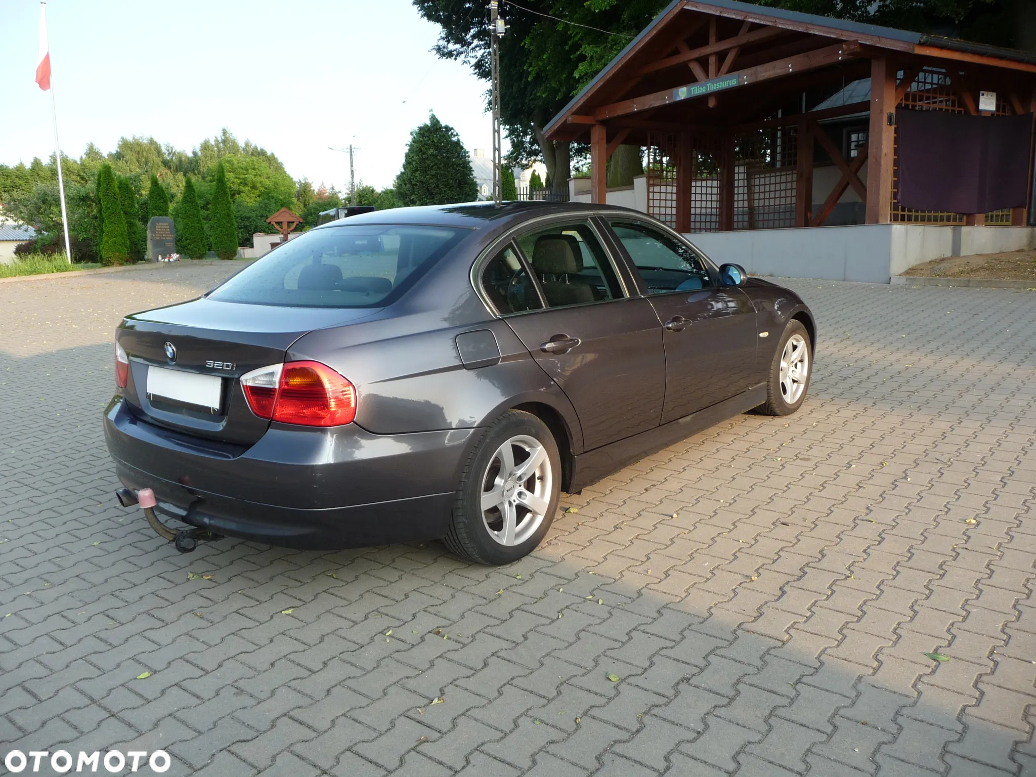 BMW Seria 3 320i - 4