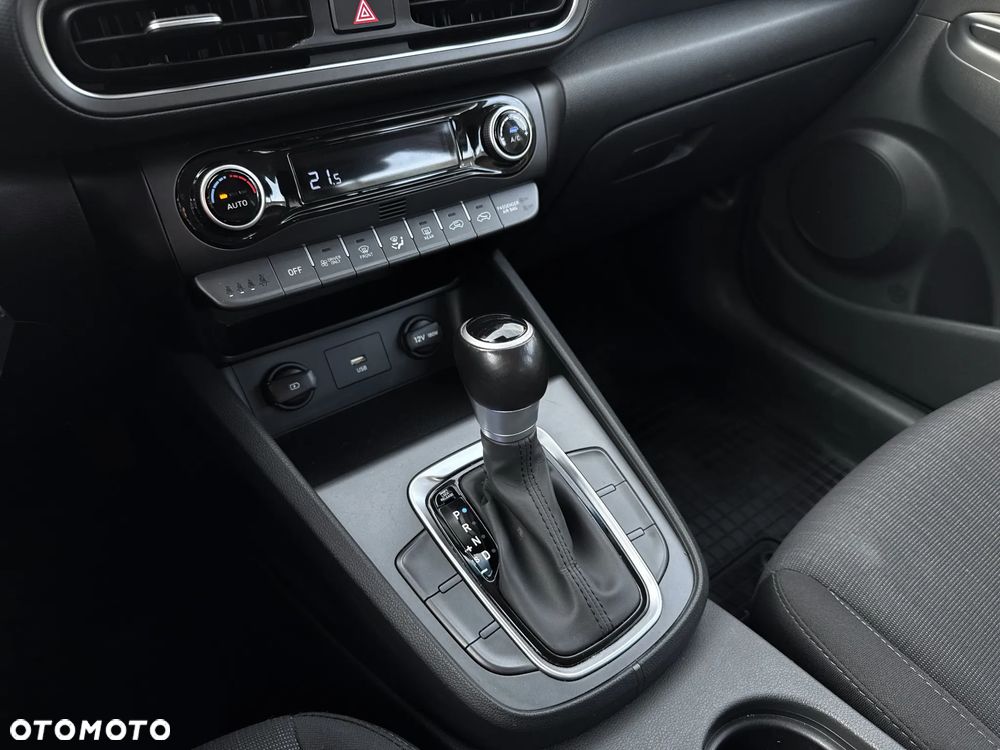 Hyundai Kona 1.6 GDI Hybrid Comfort DCT - 24