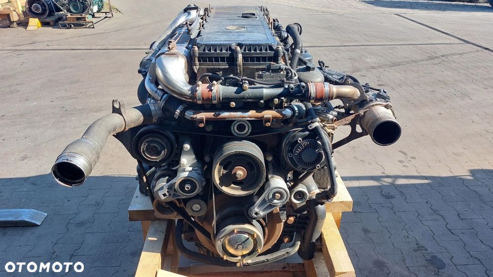 MERCEDES AROCS MP4 SILNIK OM470-906 11L 430KM EURO 6 - 3
