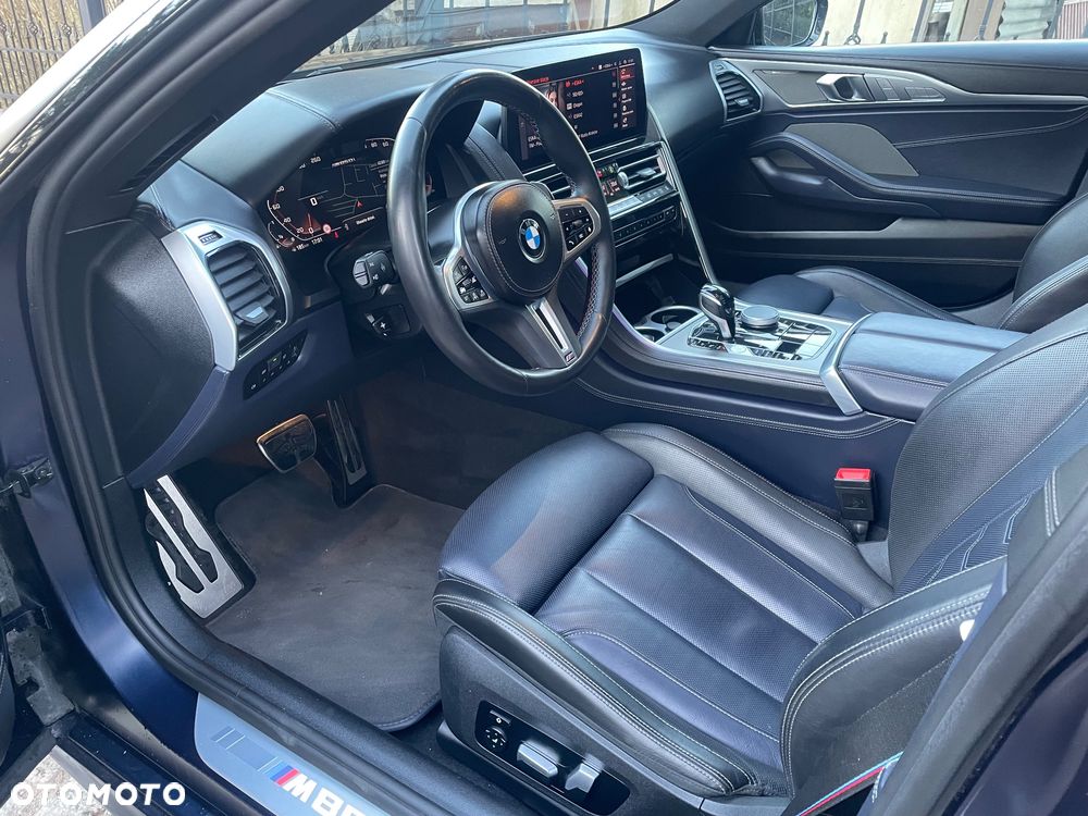BMW Seria 8 - 15
