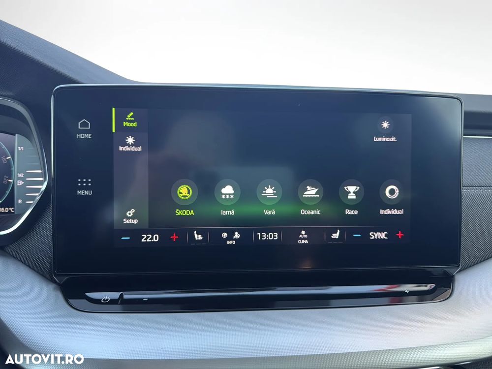 Skoda Octavia Combi 2.0 TDI DSG Style - 23