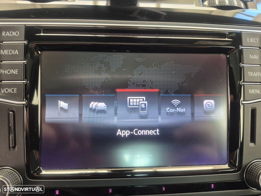 VW Scirocco 2.0 TDI Sport DSG - 23