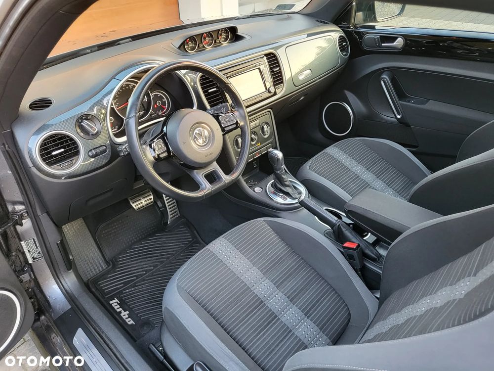 Volkswagen New Beetle - 31