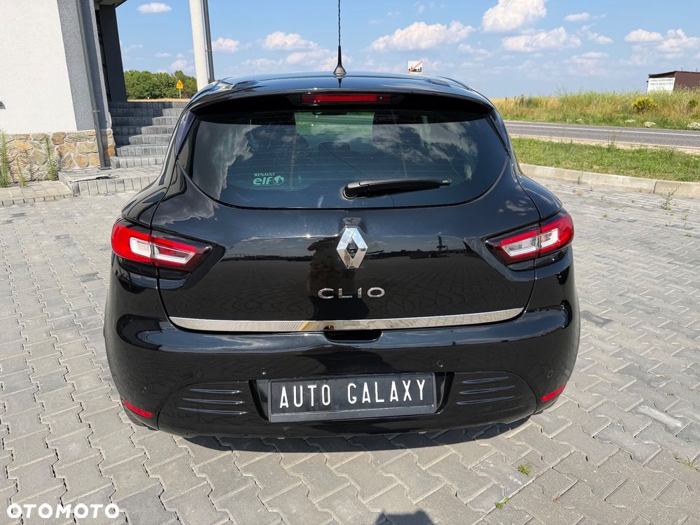 Renault Clio - 24