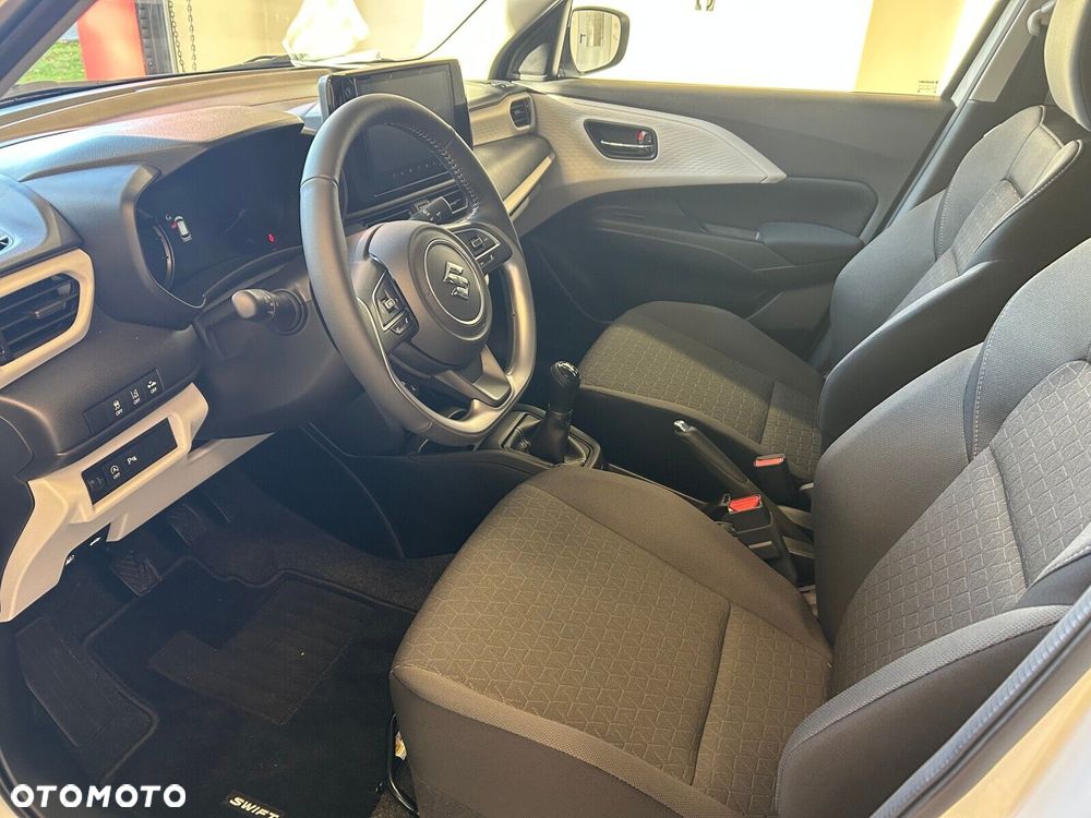 Suzuki Swift - 7