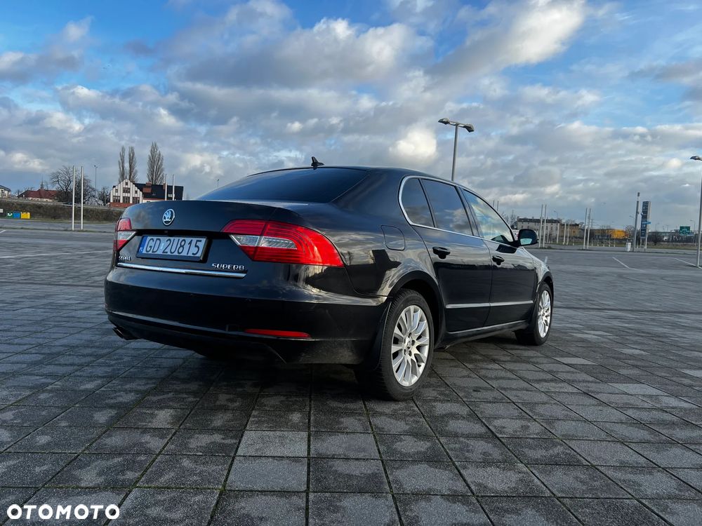 Skoda Superb 1.8 TSI DSG Ambition - 3