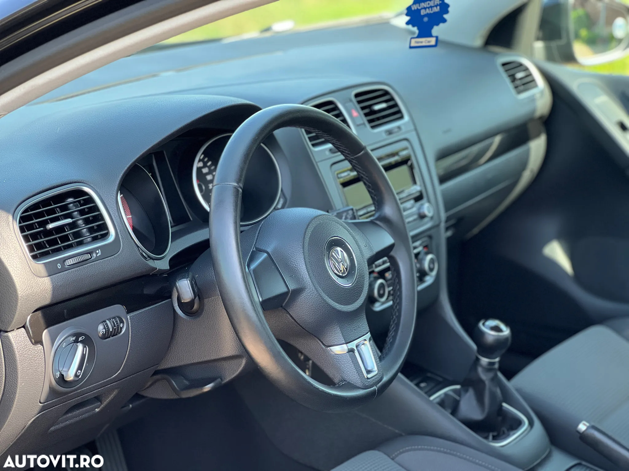 Volkswagen Golf 1.6 Comfortline - 12