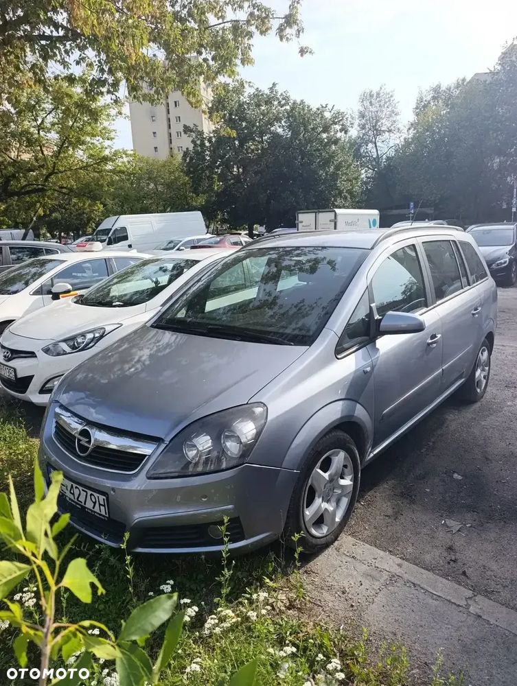 Opel Zafira 1.9 CDTI Enjoy ActiveSelect - 1