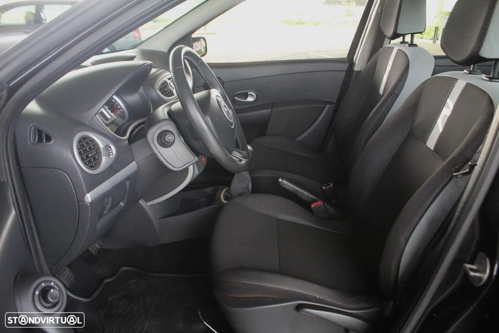 Renault Clio 1.2 16V Rip Curl II - 26