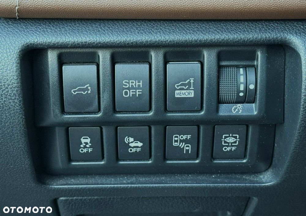 Subaru Forester 2.0i-L Platinum (EyeSight) Lineartronic - 28