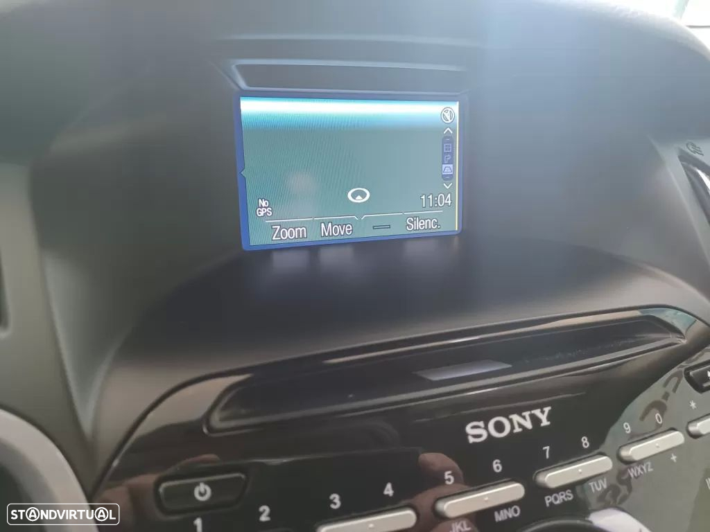 Ford Focus 1.0 EcoBoost S&S TITANIUM - 17