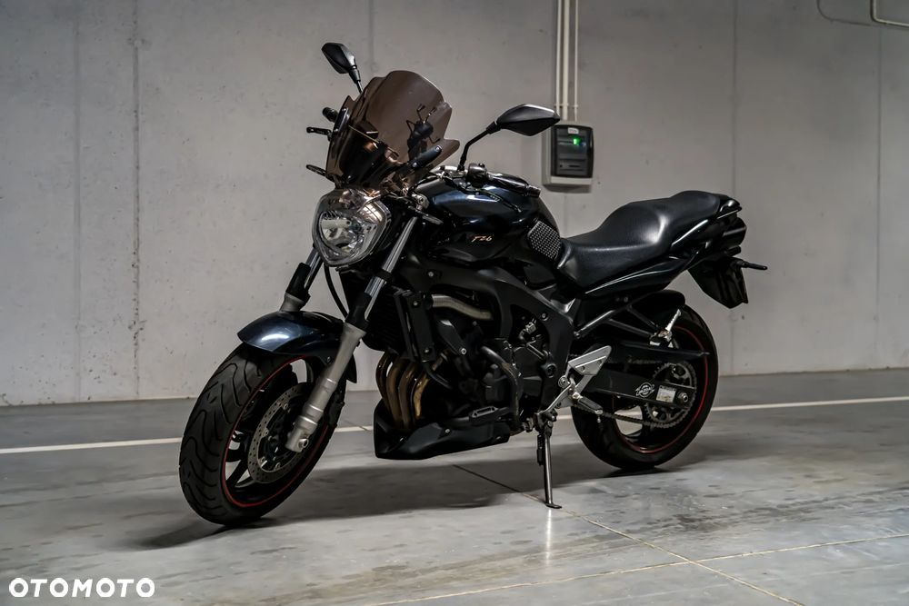 Yamaha FZ6 - 4