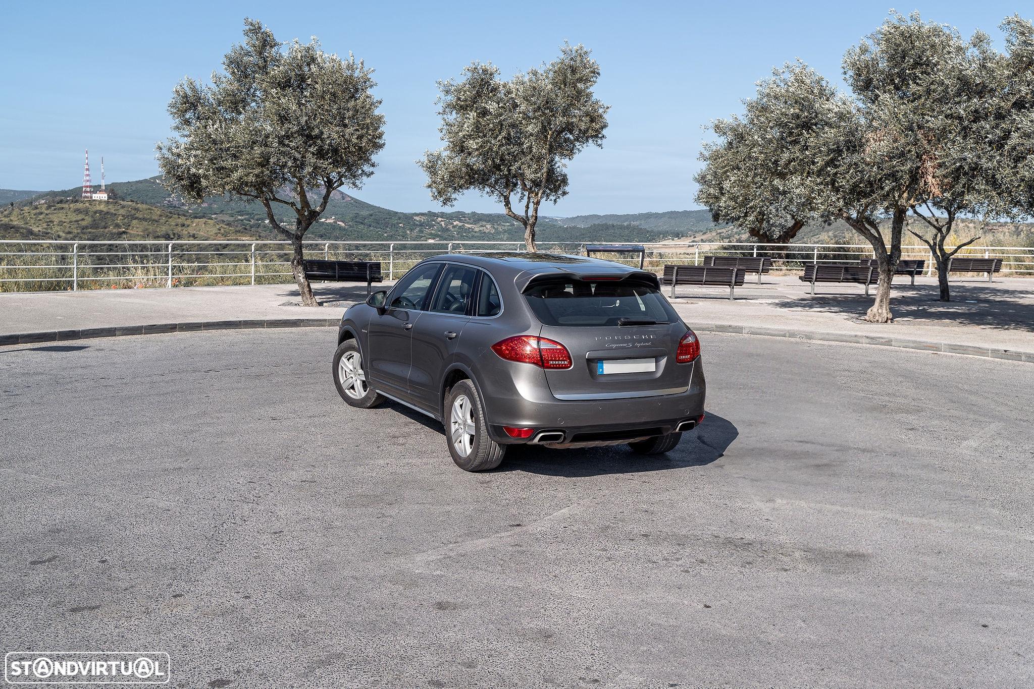 Porsche Cayenne S Hybrid - 7