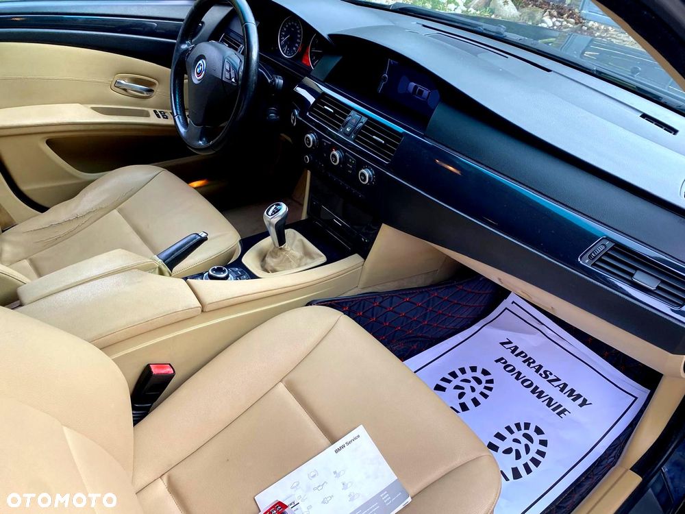 BMW Seria 5 520i Edition Exclusive - 24