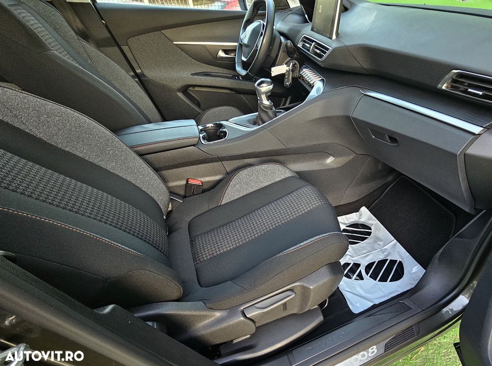 Peugeot 3008 PureTech 130 Stop & Start Active - 12