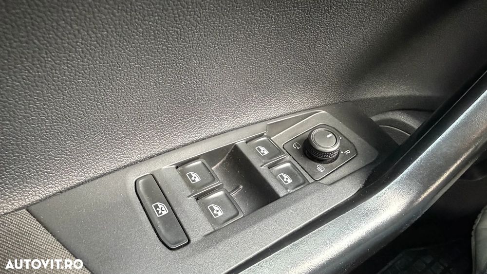 Volkswagen Polo 1.0 TSI DSG Life - 19