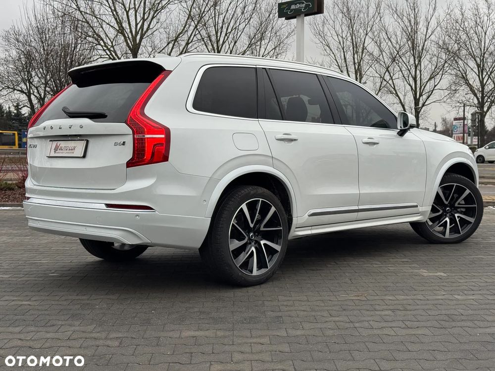 Volvo XC 90 - 7