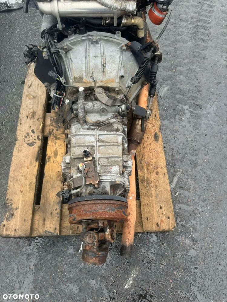 Skrzynia biegów Isuzu Grafter NPR NQR 3.0 td E3 2005 rok - 2