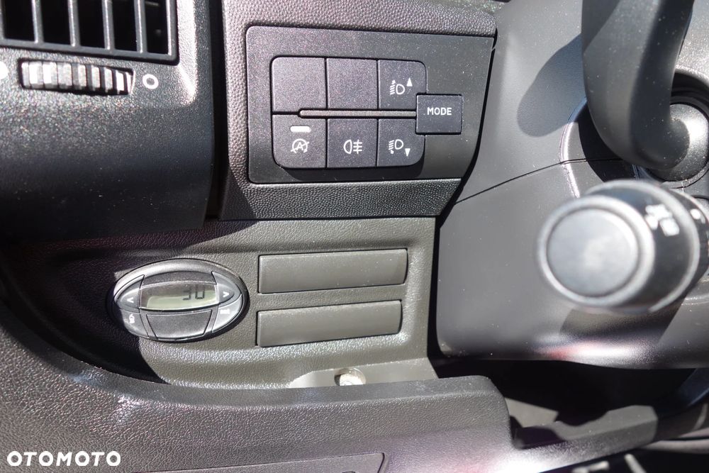 Peugeot Boxer  2.2 Bluehdi 140 KM  L3h2 Klima Ledy Kamera - 20