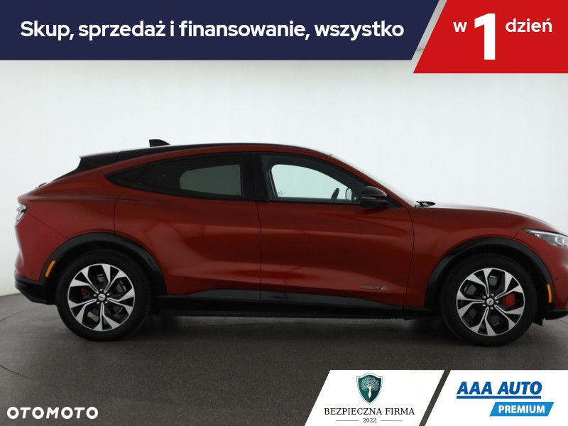 Ford Mustang - 7