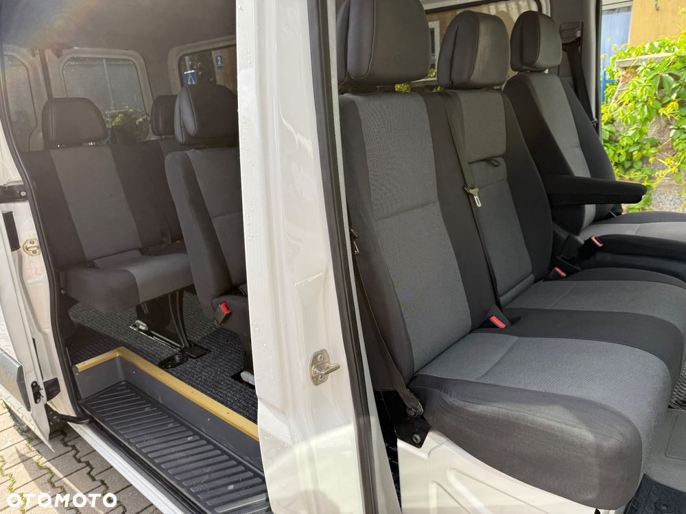 Volkswagen Crafter - 11