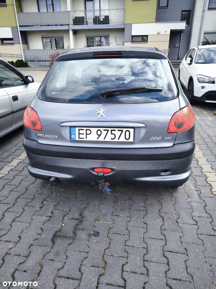 Peugeot 206 2008 photo 4