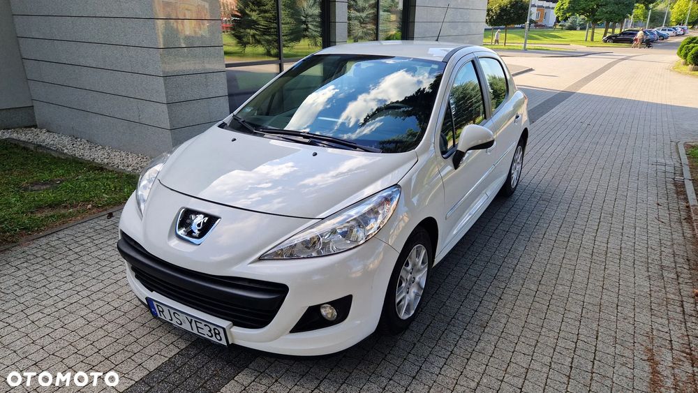 Peugeot 207 - 3