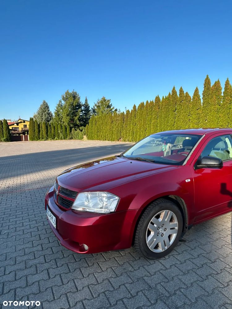 Dodge Avenger - 4